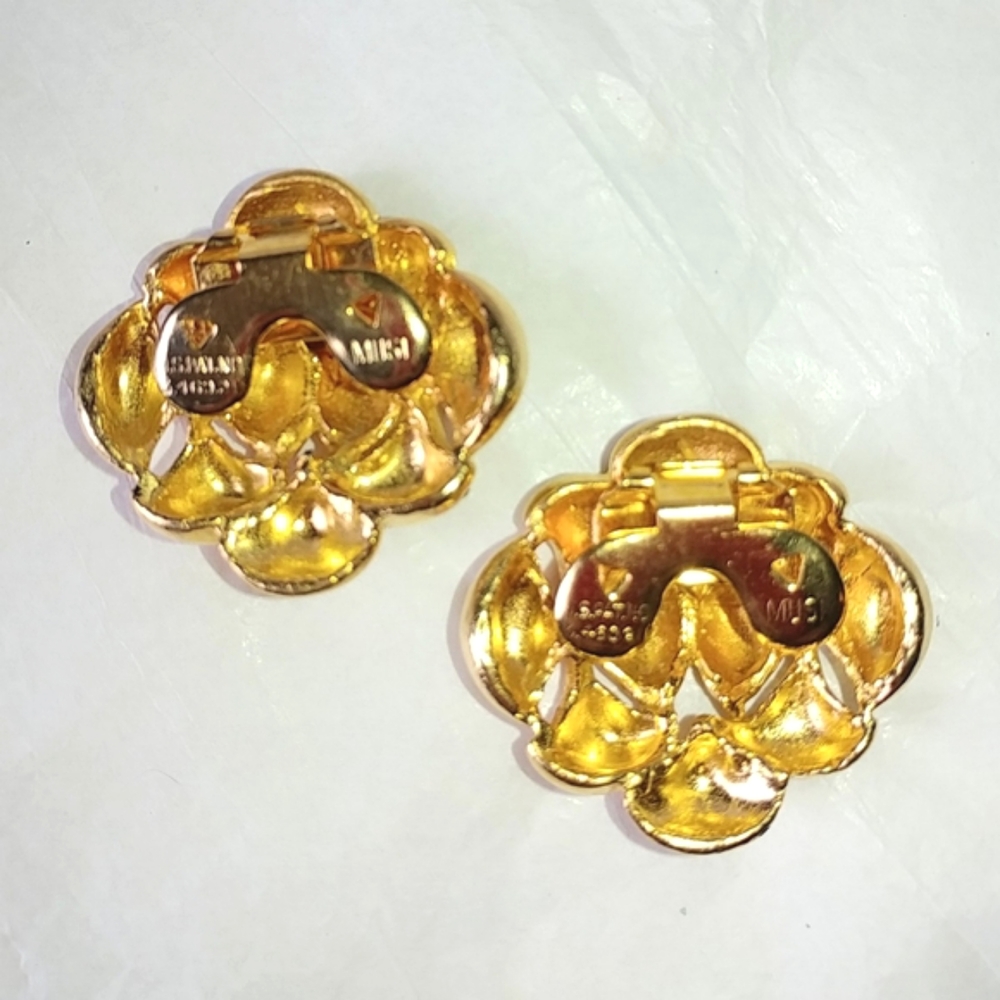 MUSI SHOE CLIPS - VINTAGE GOLDTONE BRUSHED FINISH - Picture 2 of 5